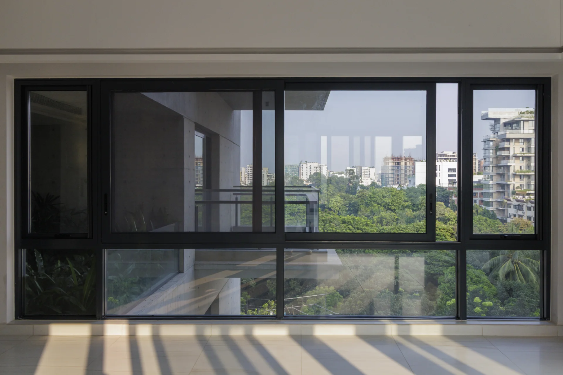 Amena Terrace by SIMPLE TREE