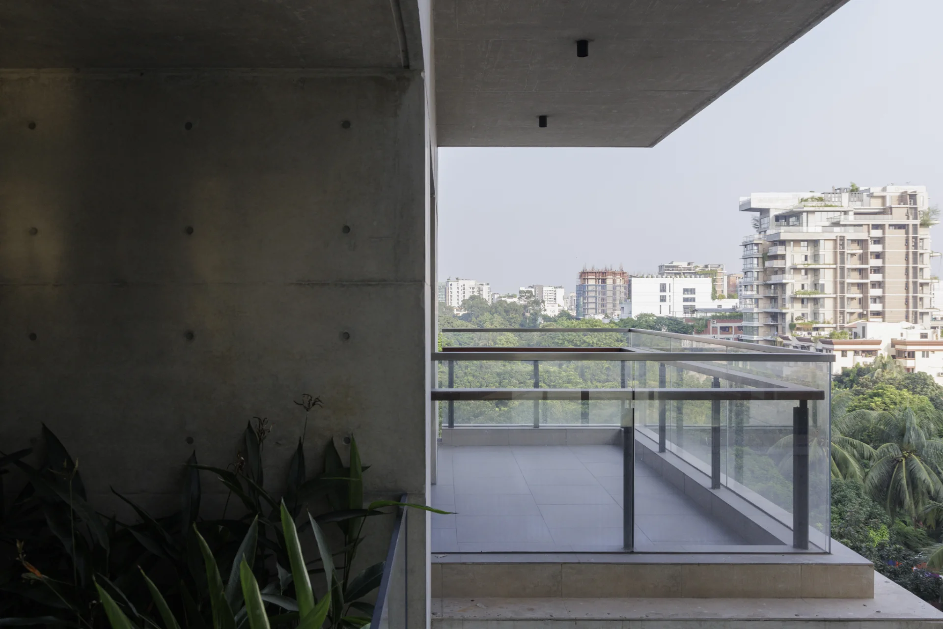 Amena Terrace by SIMPLE TREE